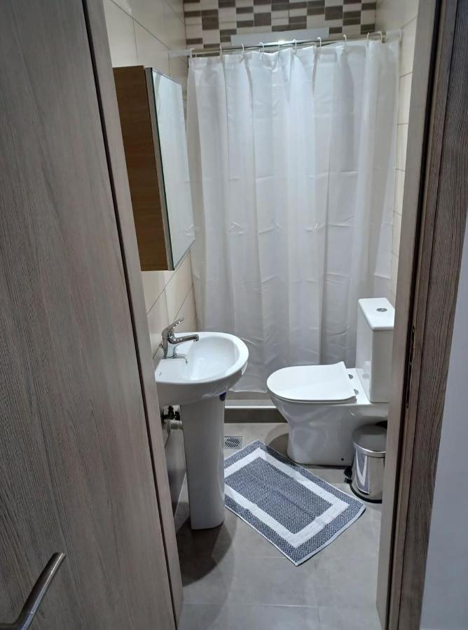 Ladenis Studios Nea Plagia Buitenkant foto