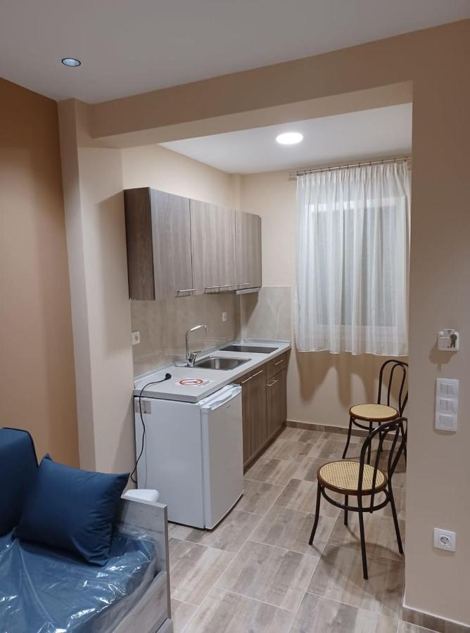 Ladenis Studios Nea Plagia Buitenkant foto